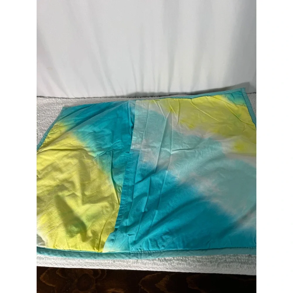 Xhilaration‎ Tie Dye Quilted Pillow Sham Standard Blue Yellow Euro